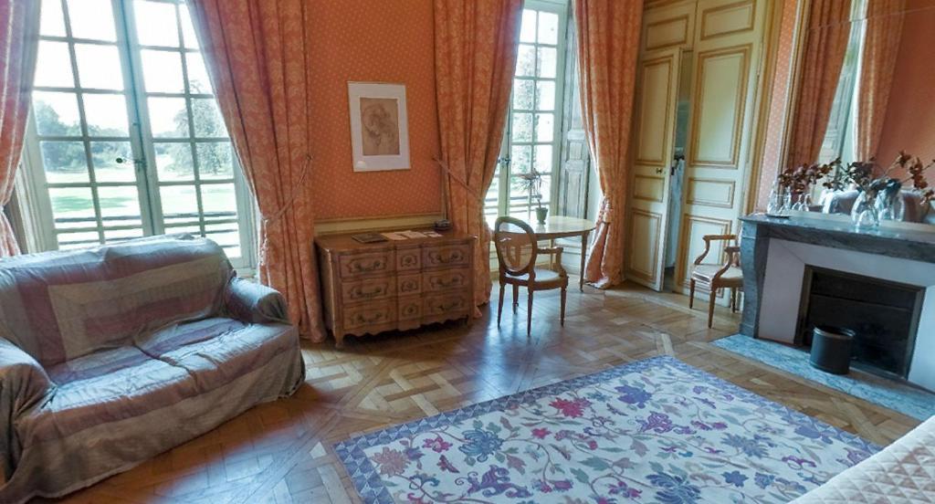 Chateau Du Marechal De Saxe Yerres Værelse billede